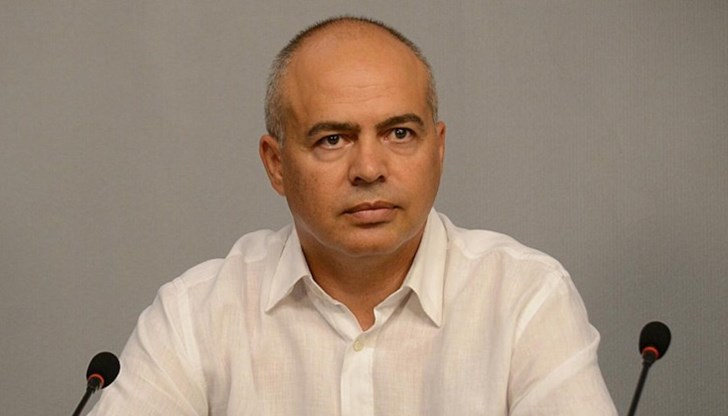 Свиленски коментира намерението на правителството да поръча още осем машини на стойност 1.32 млрд. долара Свиленски коментира намерението на правителството да поръча още осем машини на стойност 1.32 млрд. долара