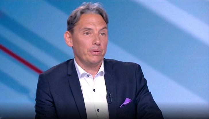 Председателят на НЗОК определя два етапа на увеличение на заплатите