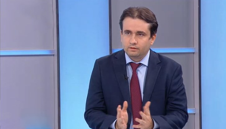 Според министъра на електронното управление по този начин обществото ще подпомогне работата на МВР