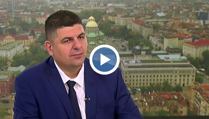 ГЕРБ се опитват да изглеждат като преродени девици, но те 12 години мачкаха институциите