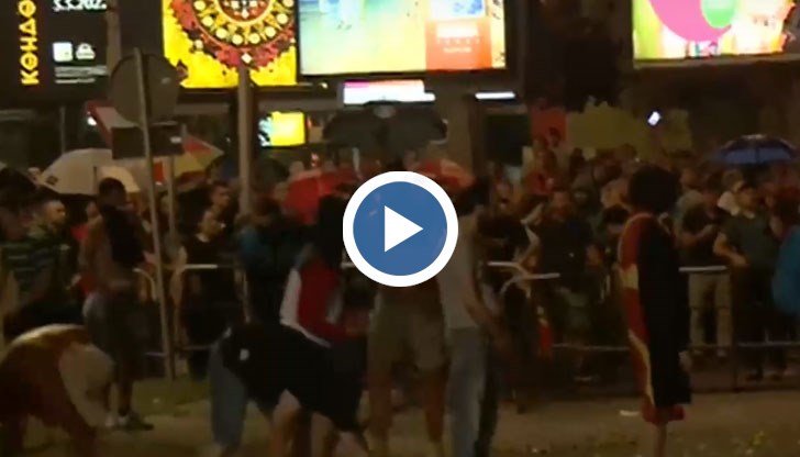 Има ранени полицаи