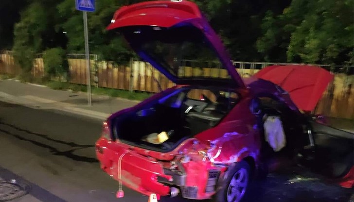 Те са откарани в две различни болници