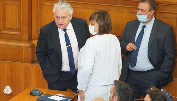 Президентът започва от утре консултации с парламентарните групи Президентът започва от утре консултации с парламентарните групи