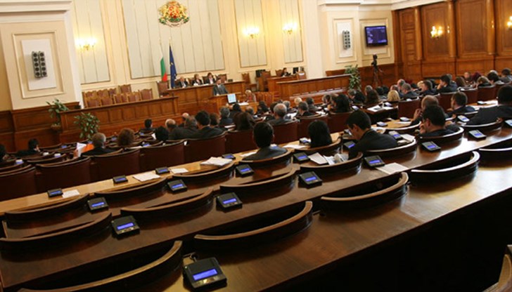 Парламентът не одобри доклада на временната комисия за доставките на газ