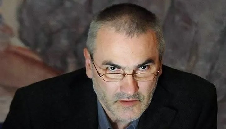 На последните избори през ноември същата агенция даваше, че ГЕРБ води с 3 процента пред "Продължаваме промяната", пък загуби с 3 процента