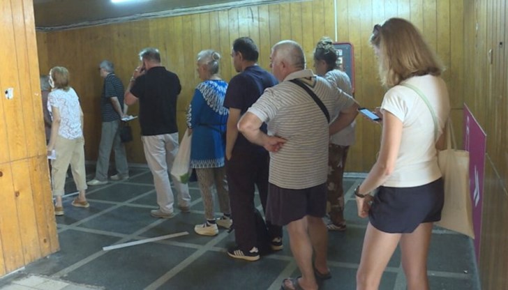 Започна изплащането на увеличените пенсии Започна изплащането на увеличените пенсии