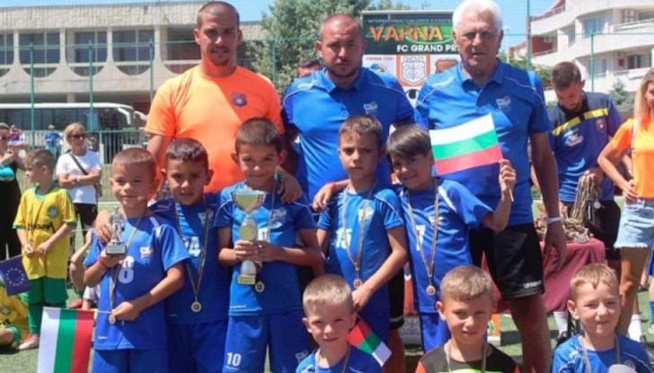 Лъвчетата от "Дунав"- Русе също се бориха смело Лъвчетата от "Дунав"- Русе също се бориха смело