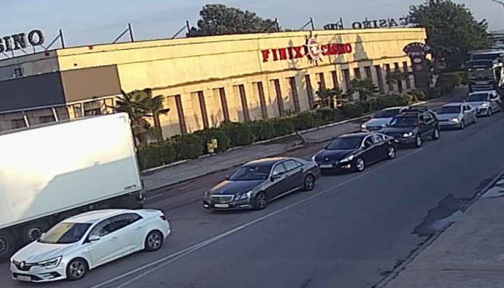 Натоварено е движението в посока Гърция и тази сутрин