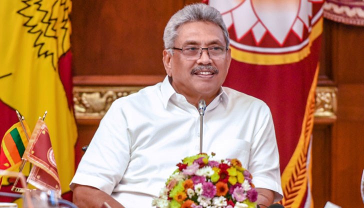 След куп перипетии държавният глава кацна на Малдивите