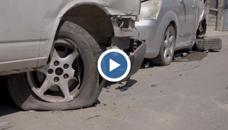 Младото момиче беше в едно БМВ, беше неадекватно. Докато дойдат полицаите, то взе документите и изчезна