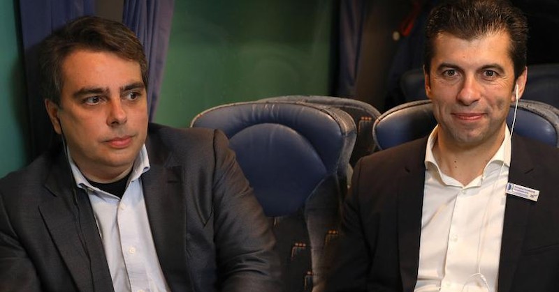 Партия &ldquo;Продължаваме промяната&rdquo; е напът да влезе в сложни и