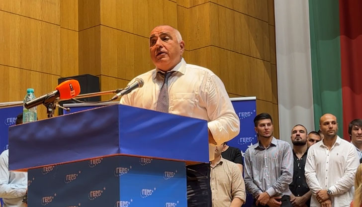 С президента Радев нито работим заедно, нито имаме уговорки&bdquo;ГЕРБ били