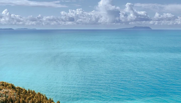 В неделя със северозападен вятър ще нахлува хладен въздух и