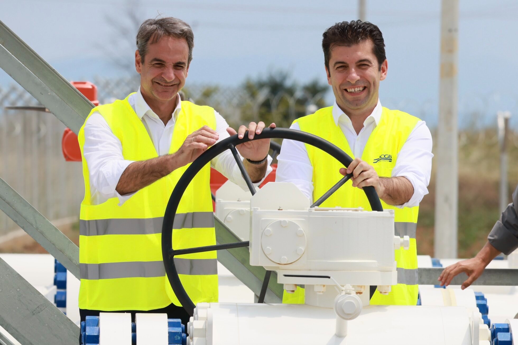 Време е заедно да оправим БългарияТака, вече сте повърнали от