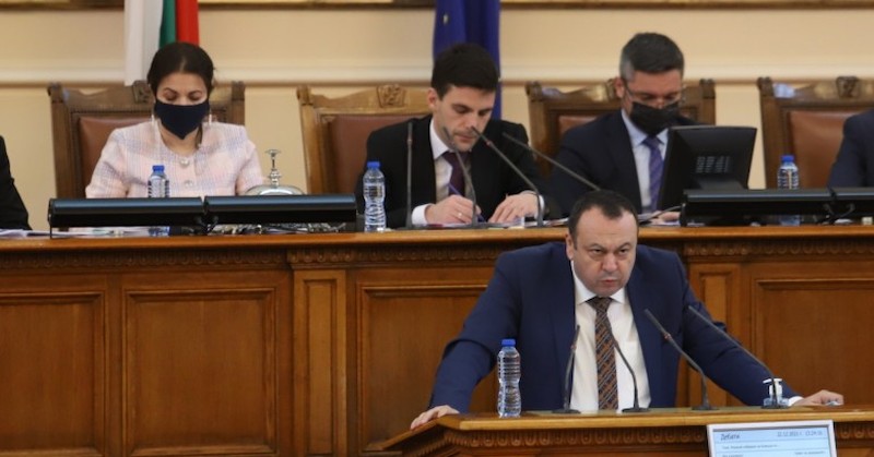 От ГЕРБ сравниха Бойко Рашков с Чупшеску, "издигат" го за