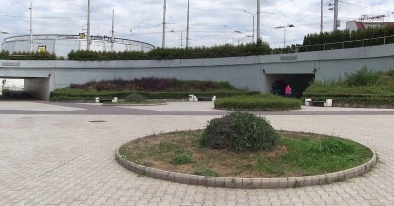 Изграждат зелена зона за отдих на кръговото кръстовище в РусеТова