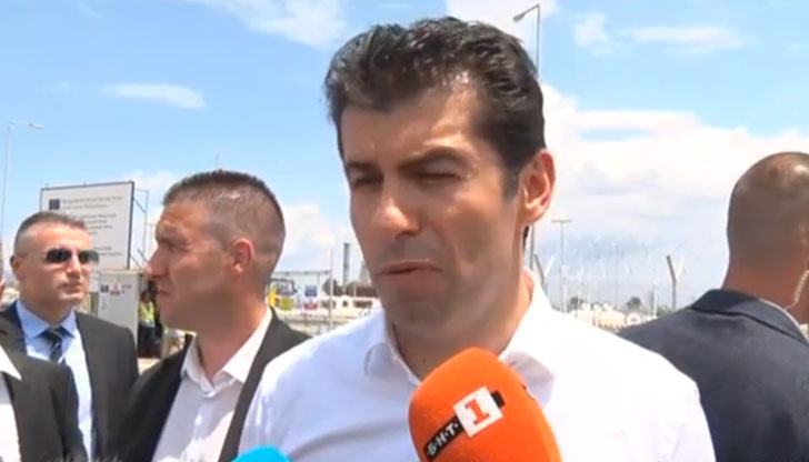 Това заяви премиерът в оставка пред журналисти в Гърция&bdquo;Продължаваме Промяната"