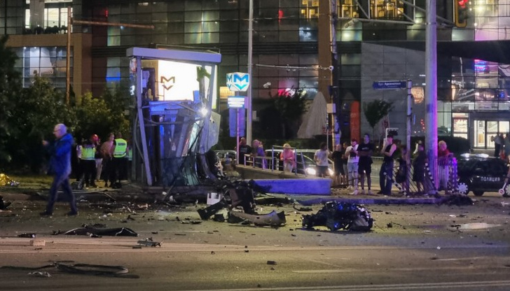 Шофьорът е с множество нарушенияДвама избягали след тежката катастрофа в