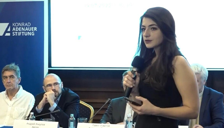 Тя подчерта, че в рамките на настоящия парламент трябва да