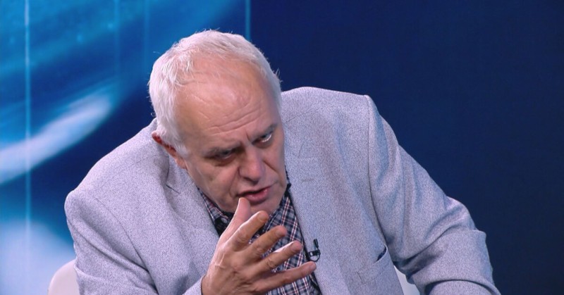 Според него няма решение на пъзела между четирите формации, преговарящи