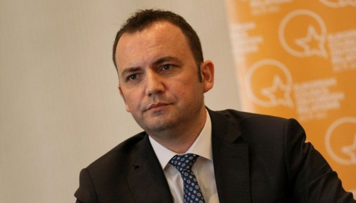 Въпросът с македонския език е решен и всички лъжи, свързани