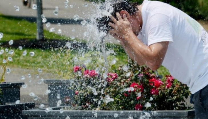 Оранжев код за температури до 40 градуса ще бъде в