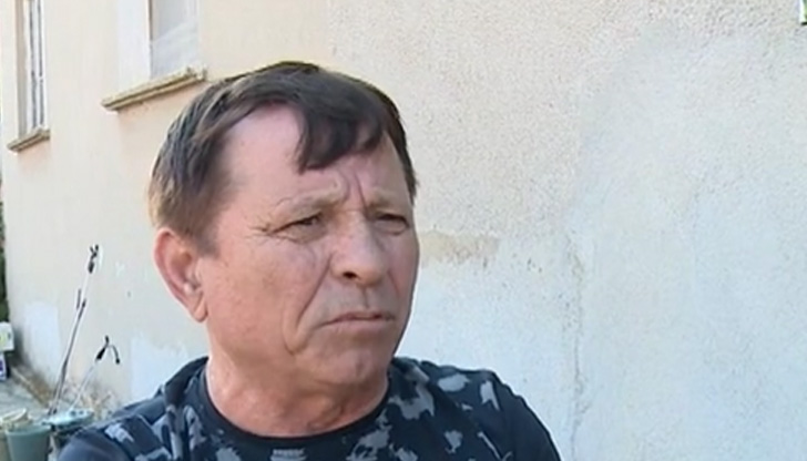 Двама младежи &ndash; на 13 г. и на 18 г.,