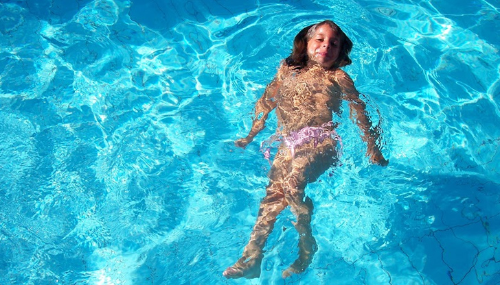 Какви болести можете да хванете, докато плувате във водаС настъпването