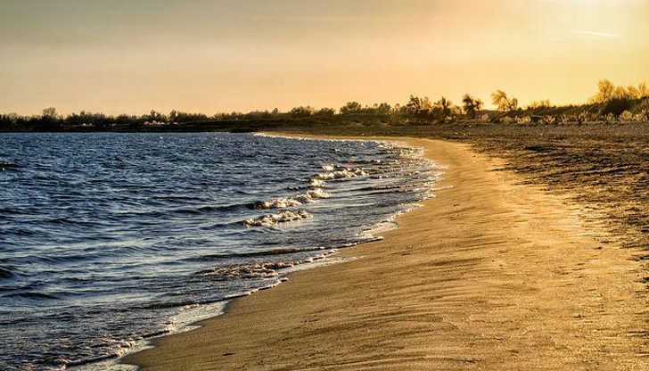 Предстои продължителен период с особено горещо и преобладаващо сухо време