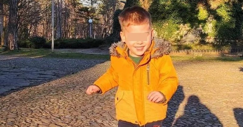 3-годишният Стилиан Шопов е издъхнал миналия ден, след като паднал