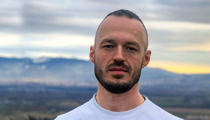 Публикуваме интервю с политолога доц. Стойчо Стойчев, дадено пред -