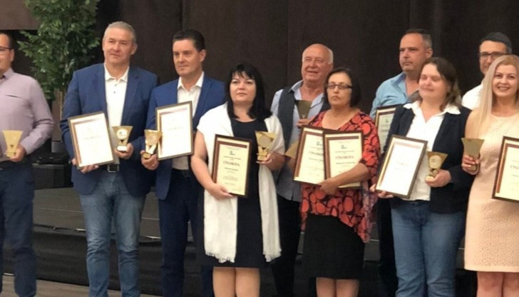 Община Бяла бе удостоена с награда на Асоциацията на българските
