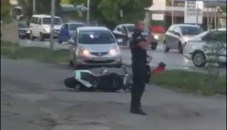 Мотористът е бил на 17 години и без книжкаНепълнолетен моторист