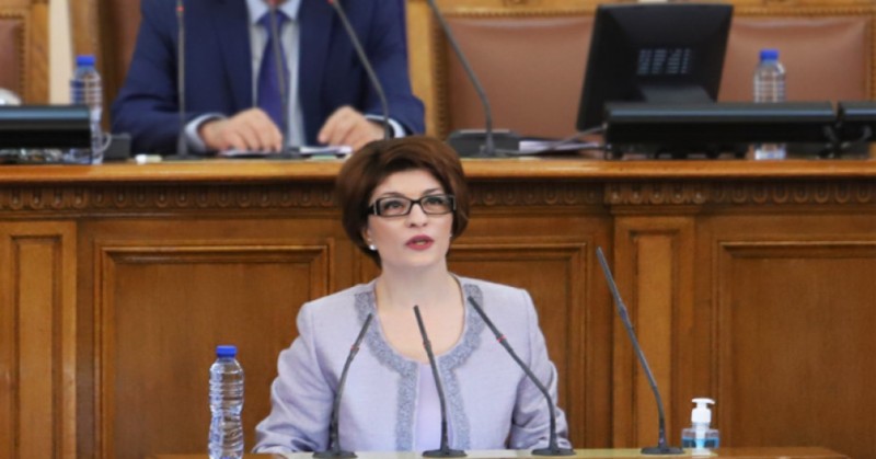 КС: Председателят на КЕВР е назначен в нарушение на КонституциятаПо