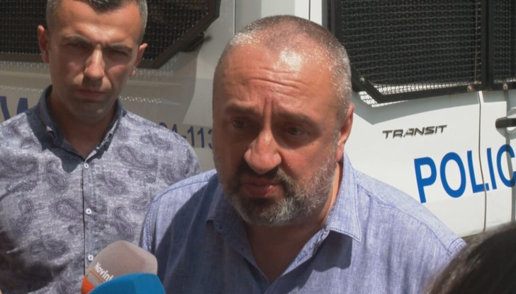 Това съобщи на брифинг шефът на следствието Ясен ТодоровШофьорът, заподозрян