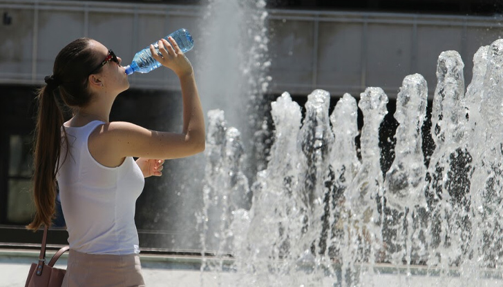 Задържането на дълги горещини е безпрецедентно явление, обясняват го с