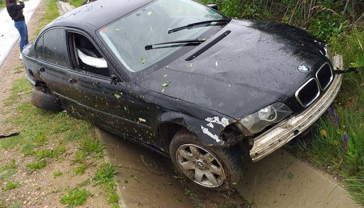 Трима са леко ранени при два пътни инцидента през последното