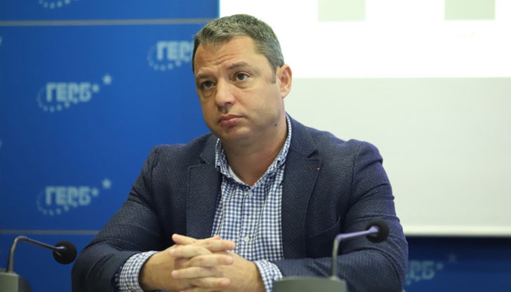 Делян Добрев чул слух, че ръководството на БСП е разпоредило