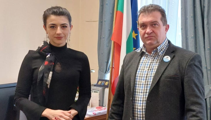 ТАКА!С Лена Бориславова съм имал спорове. И Кирил Петков, и