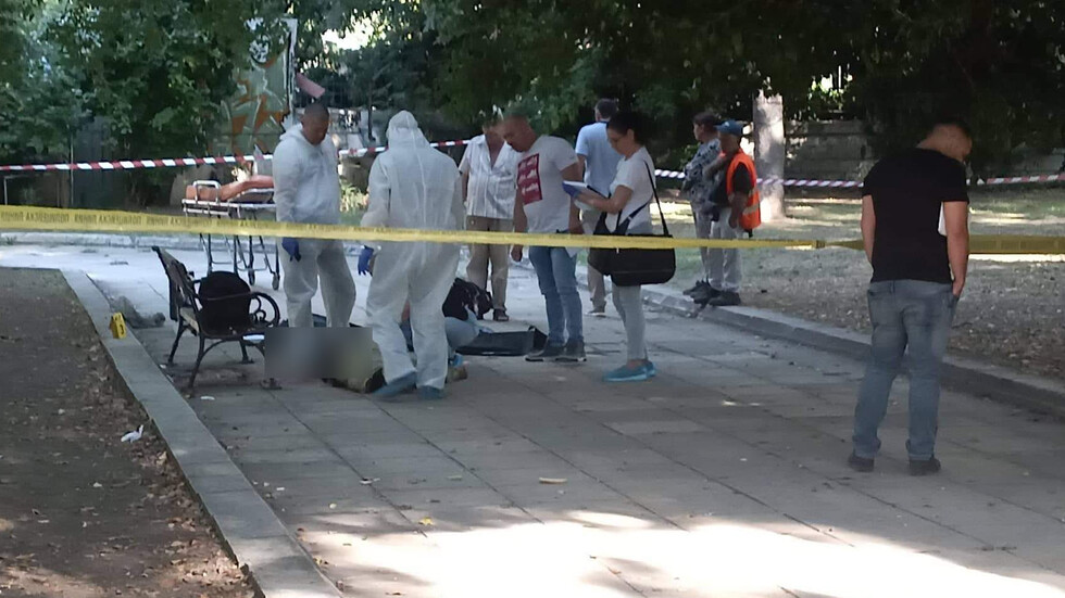 Мъжът е без документи, по тялото има травмиТруп на млад