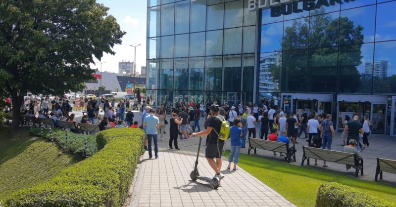 Учение изпразни и стресна посетителите на столичен МОЛБили са включени