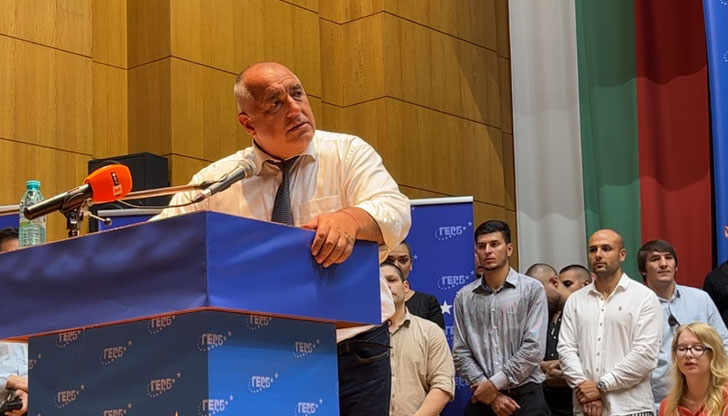 Петков се отметна от собствените си думи дори по темата