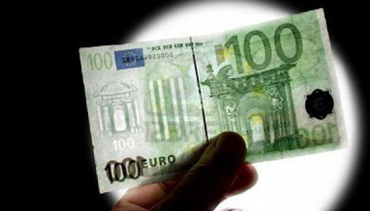 23-годишният младеж искал да обмени 100 евро, оказали се ментеМладеж