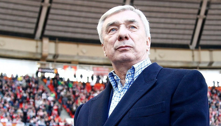 Известният футболен треньор Георгий Ярцев беше открит мъртъв в дома