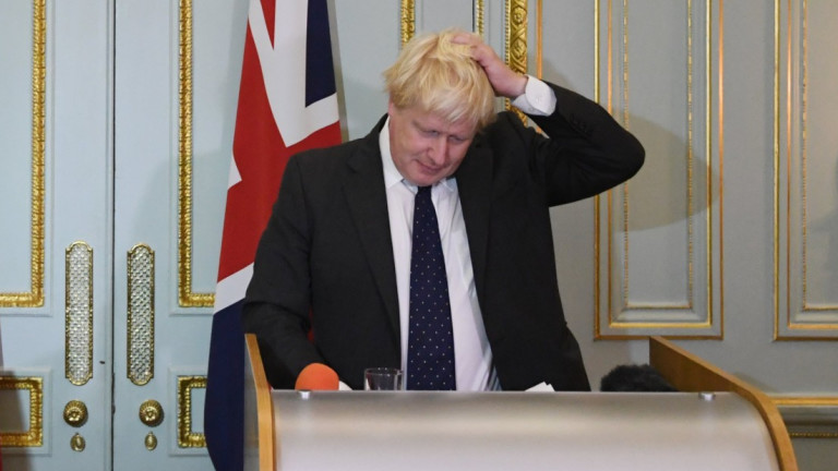 Британският премиер Борис Джонсън ще подаде оставкаТова твърди в. "Мирър",