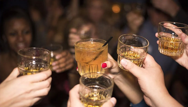 Как да различим напитките с неясен произход?Спирт с есенция вместо