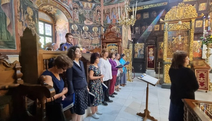 В Троянския манастир днес бе отслужена панахида за петимата загинали,