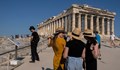 Гърция се радва на много по-добър от очакваното туристически сезон