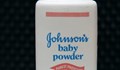 "Джонсън енд Джонсън" спира продажбите в целия свят на бебешка пудра с талк