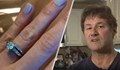 Мисия "изгубен пръстен": Любител с металотърсач намери диамантено бижу и го върна